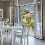 Daire Julia's Style Apartment, Cephallonia *